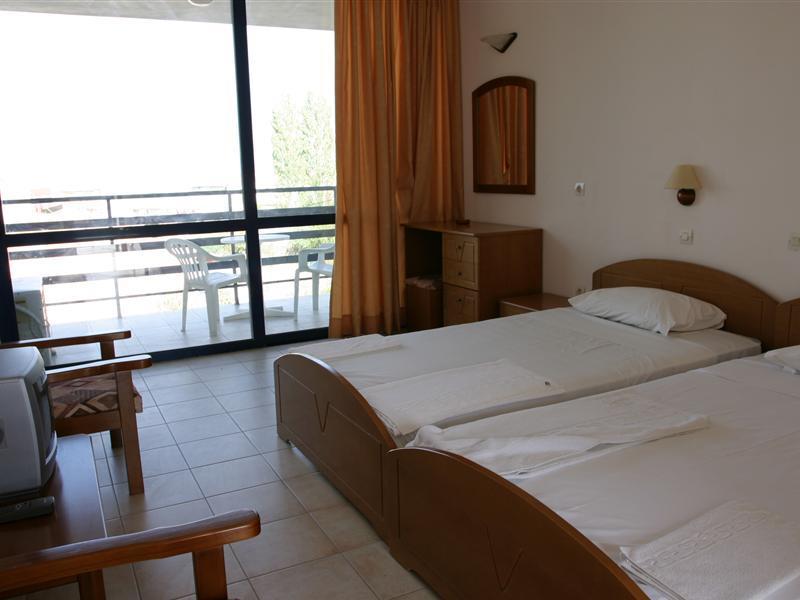 Nasos Hotel & Resort Moraitika Exterior photo